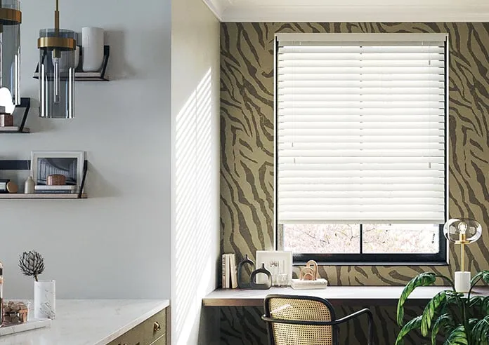 Ecowood Chenille Fine Grain - Motorised Venetian Blind