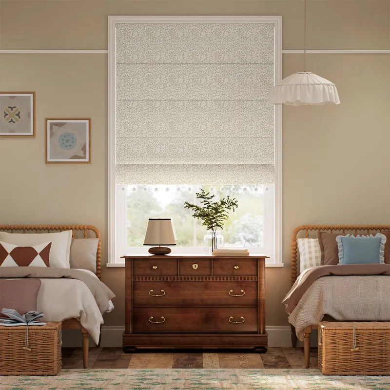 Flower Block Pom-pom Neutral Roman Blind