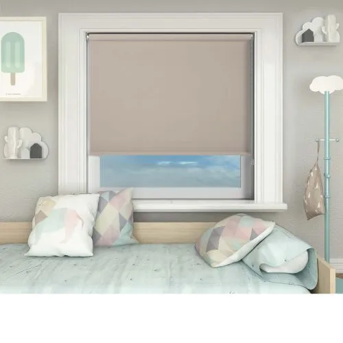 Bedtime Plum Roller Blind