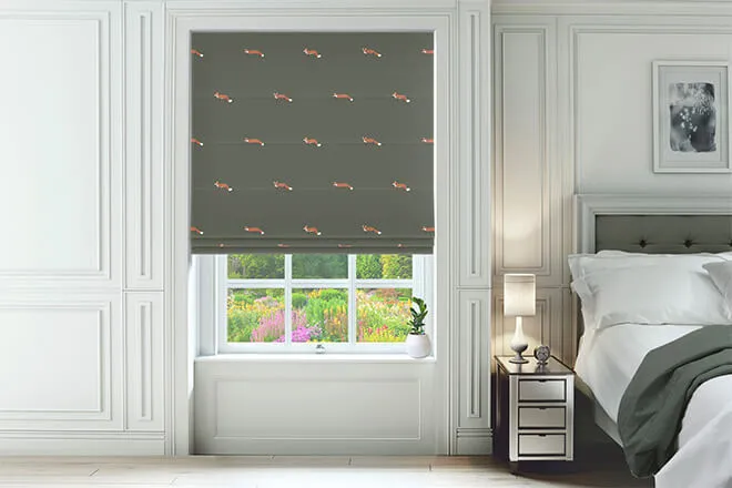 Sophie Allport Foxes Forest Green - Designer Roman Blind
