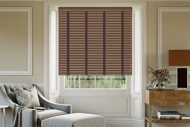 Maine Novo Ii Dark Oak - Wooden Venetian Blind Husk Tape