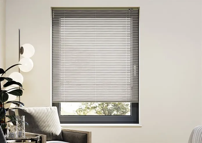 Wood Effect Linear Earth - Venetian Blind