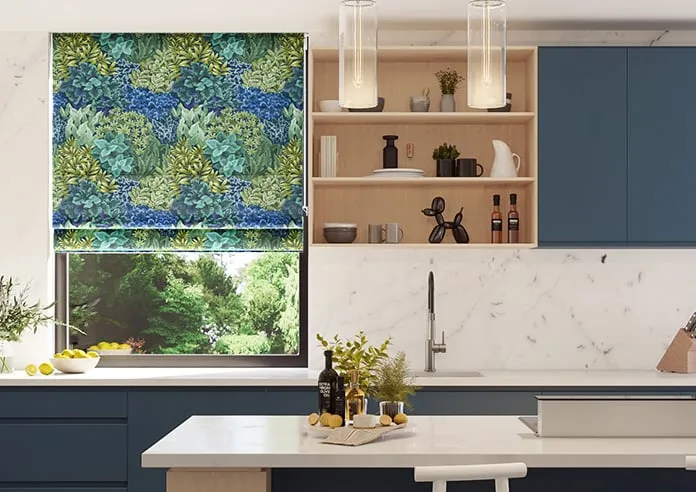 Garden Wall Siren - Roman Blind