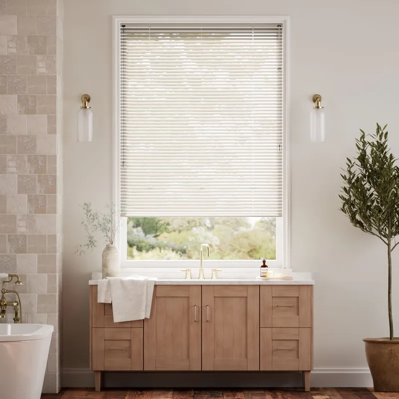 Strata Brushed Gilver Venetian Blind - 25mm Slat