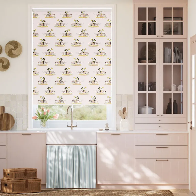 Minnie On The Move Blackout Blush Roller Blind