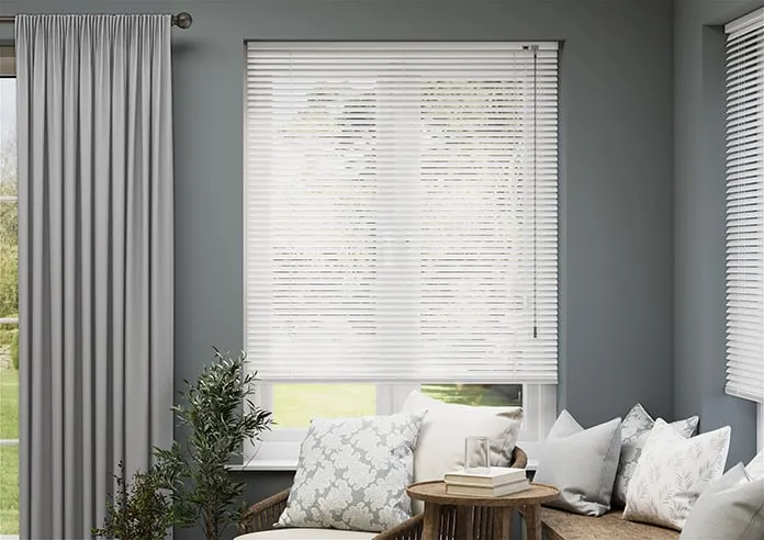 Spectrum Antique White - Venetian Blind