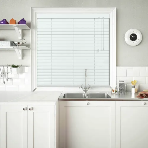 Snow White Venetian Blind
