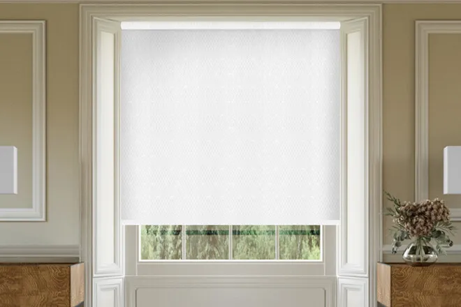 Jessica White - Shadow Pattern Roller Blind