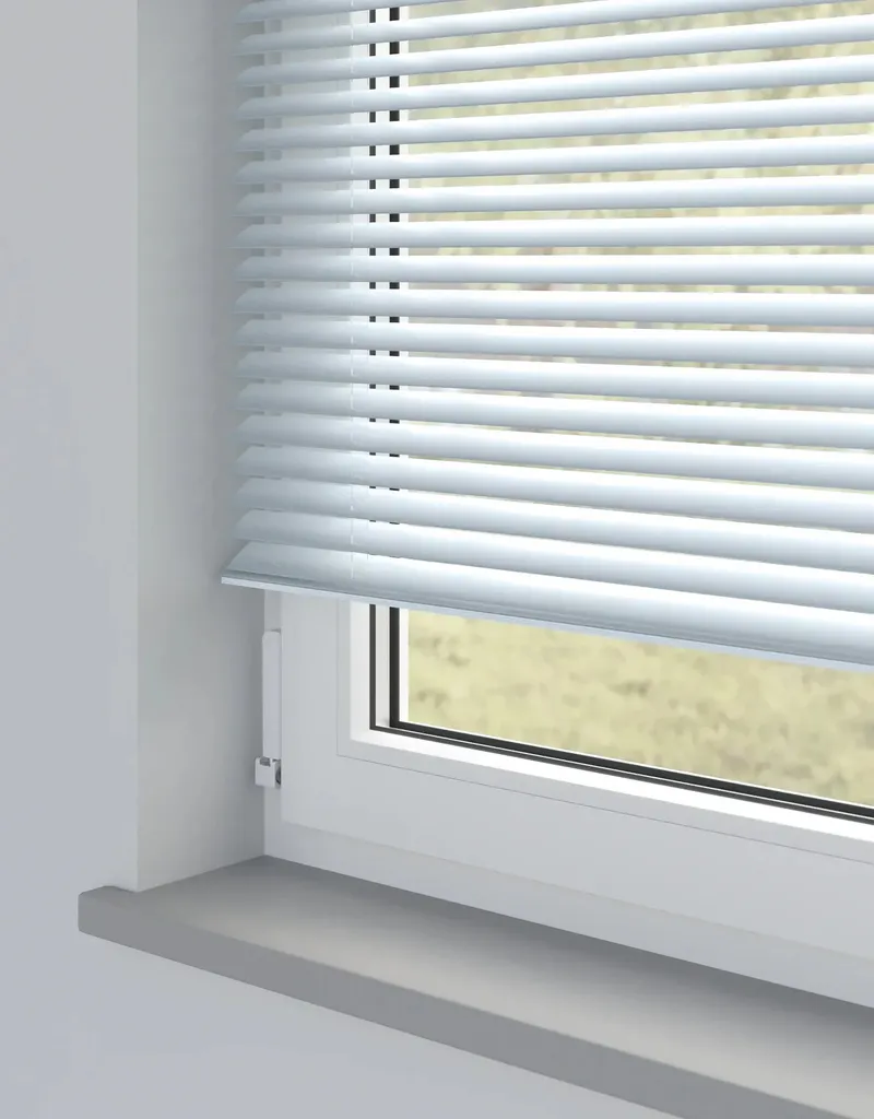 Cool Sky Metal Venetian Blind