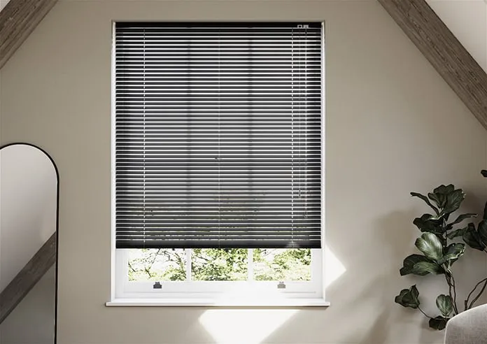 Wow Factor Urban Obsession - Venetian Blind