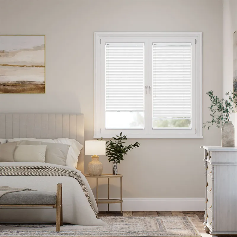 Stick On Oscar Matte Porcelain White L-shaped Venetian Blind - 25mm Slat